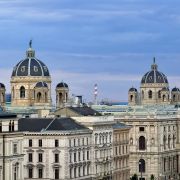 Blick auf das Kunsthistorische und Naturhistorische Museum in Wien